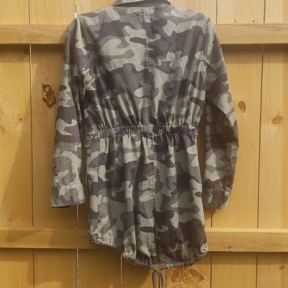 Lightweight Camp Jacket - image 5